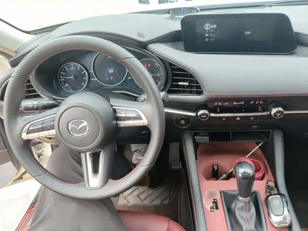 Mazda 3 Axela — миниатюра 10