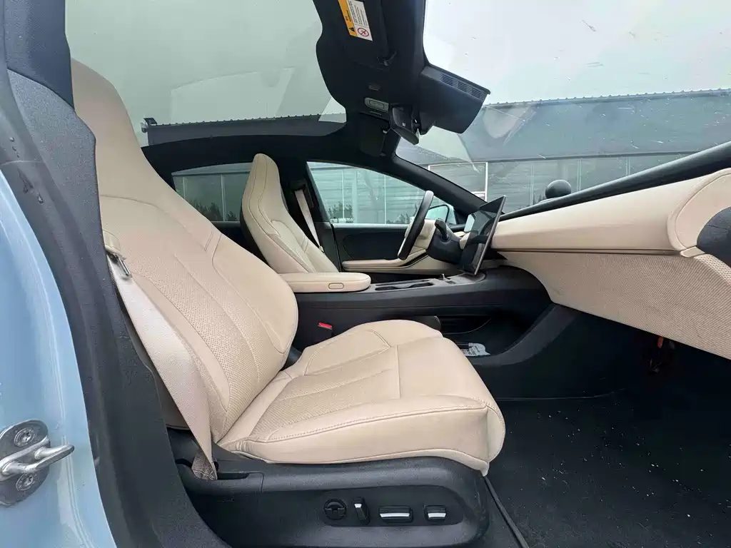 NIO ET5 — миниатюра 9