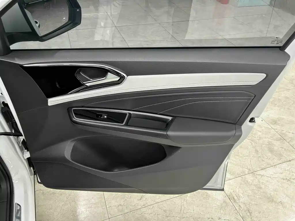 Jetta VS5 — миниатюра 17