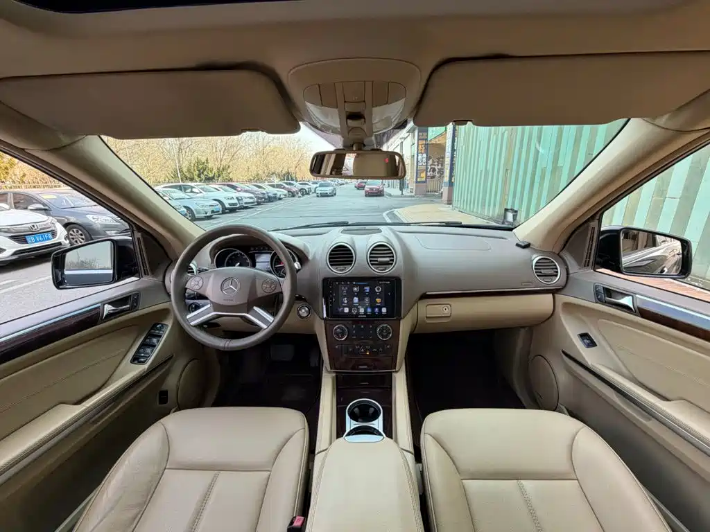 Mercedes-Benz GL-Class — миниатюра 4