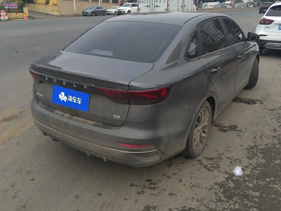 Geely Emgrand — миниатюра 3