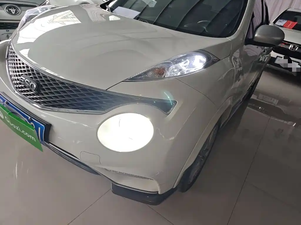 Infiniti ESQ — миниатюра 24
