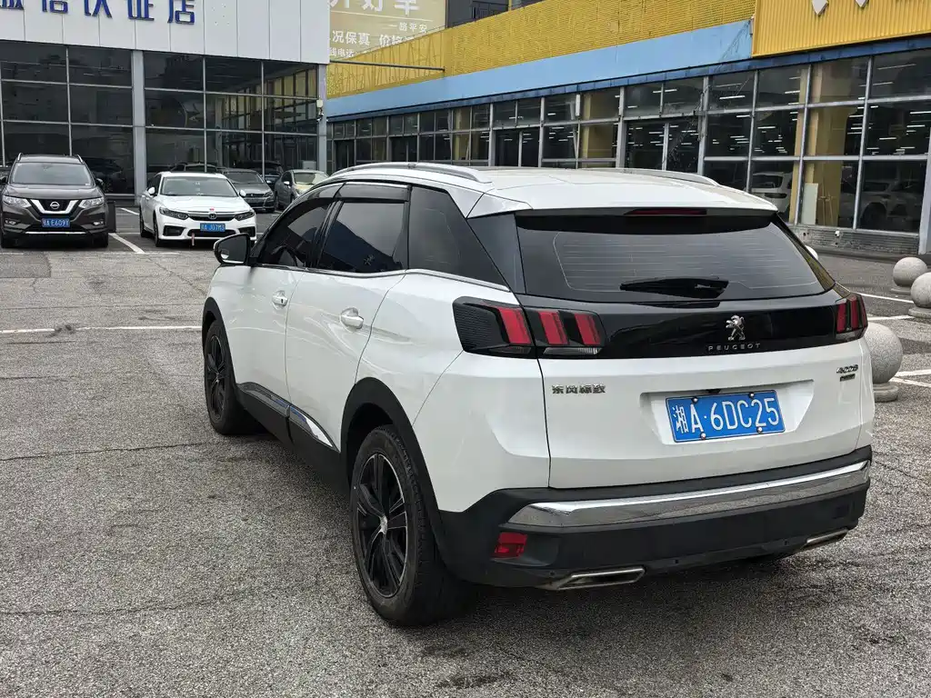 Peugeot 4008 — миниатюра 9