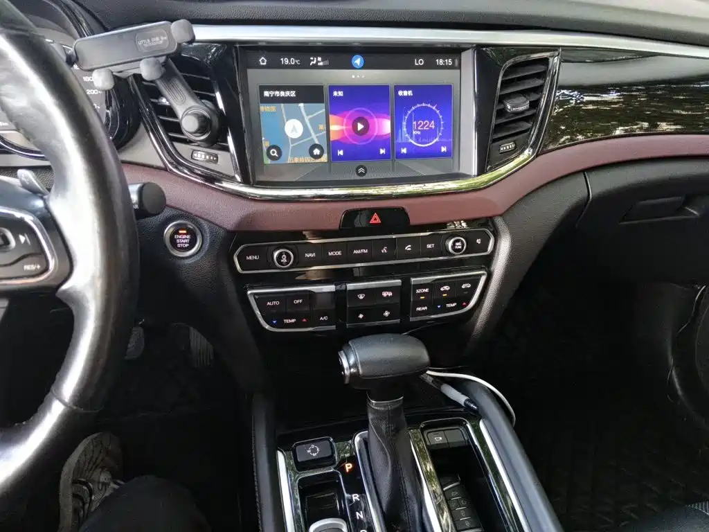 GAC Motor Trumpchi GS8 — миниатюра 6