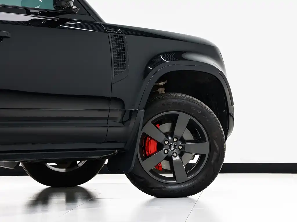 Land Rover Defender — миниатюра 22