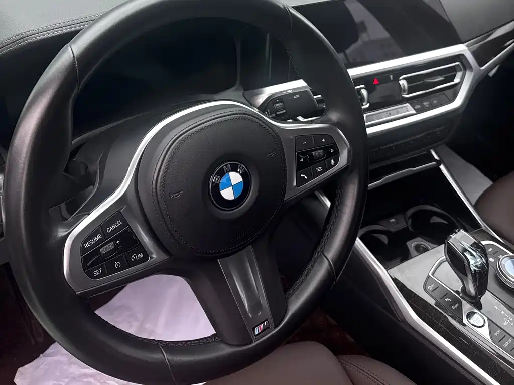 BMW 3 Series — миниатюра 8
