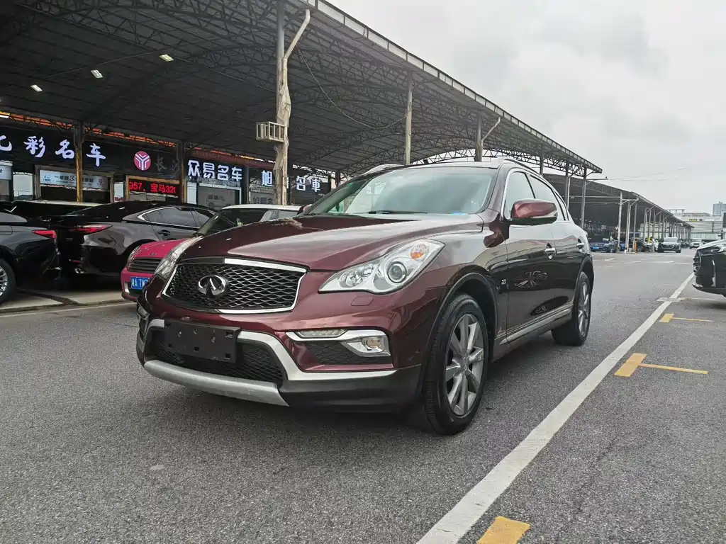 Infiniti QX50 2015