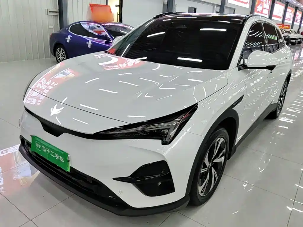 ARCFOX Alpha T5