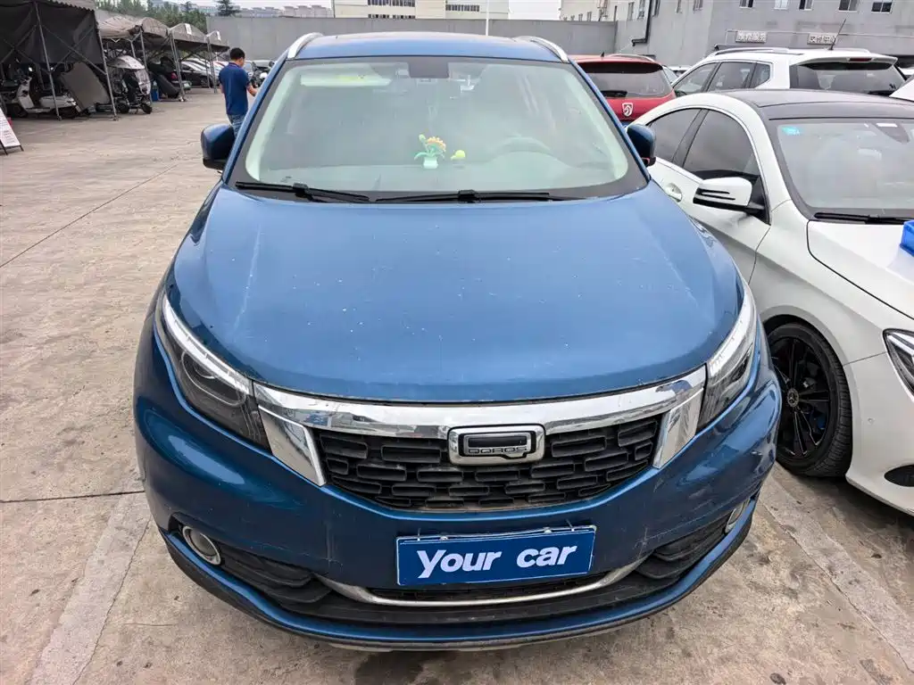Qoros Qoros 5 2016