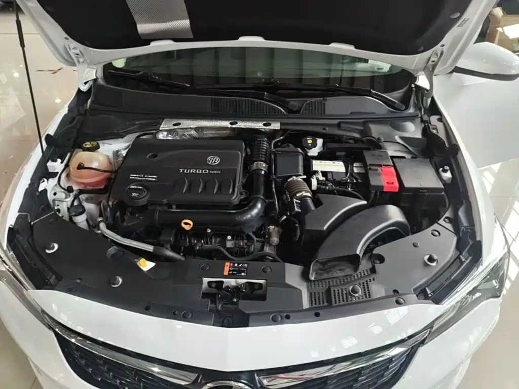 Buick Verano — миниатюра 20