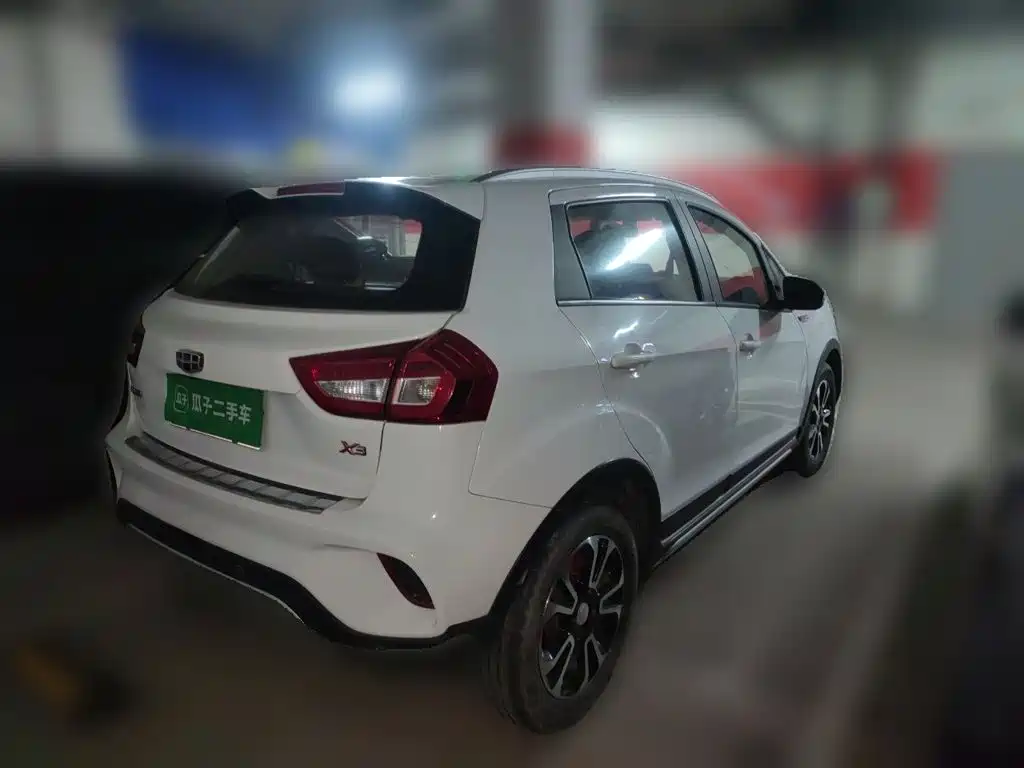 Geely Vision X3 — миниатюра 4
