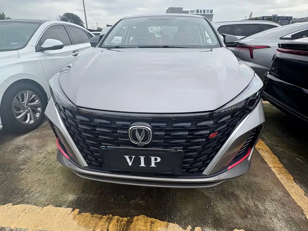 Changan Eado — миниатюра 2