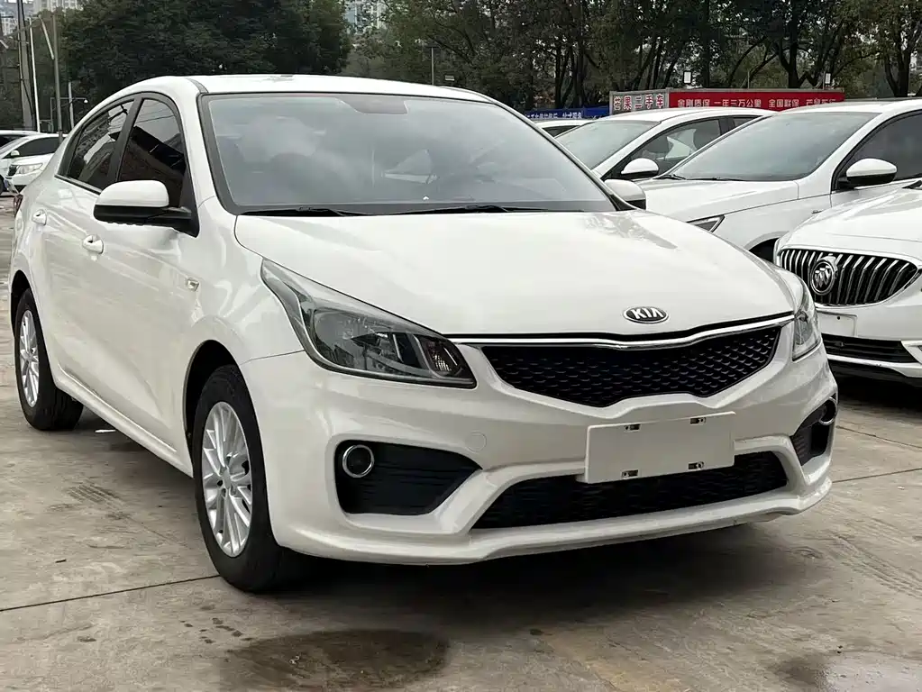 KIA K2