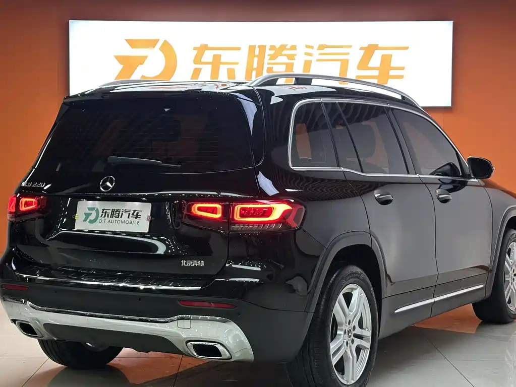 Mercedes-Benz GLB 2023 GLB 220