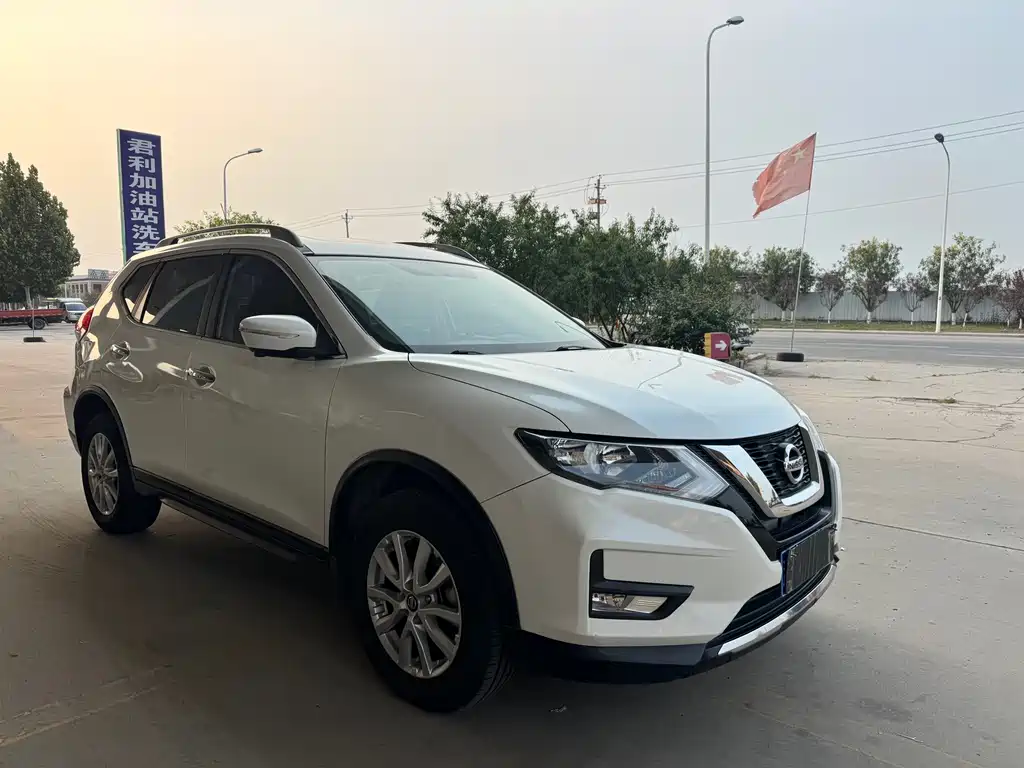 Nissan X-Trail — миниатюра 6