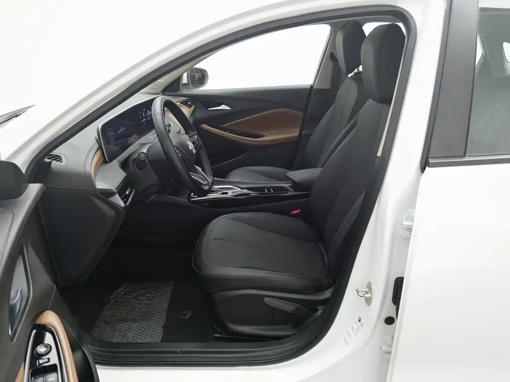 Buick Verano — миниатюра 10