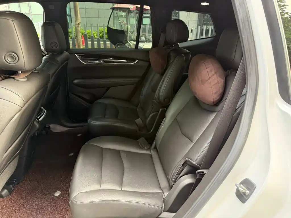 Cadillac XT6 28T 6-seat Luxury Type, фото 12