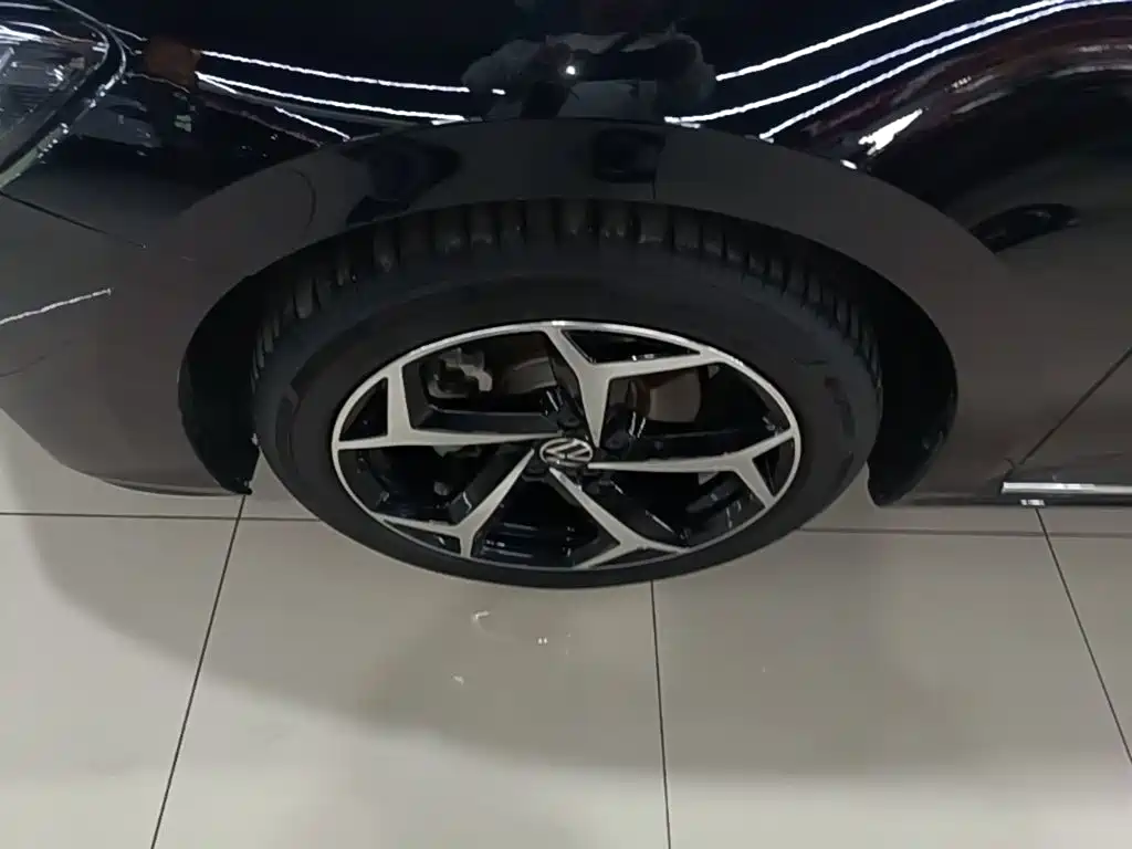 Volkswagen Passat — миниатюра 23