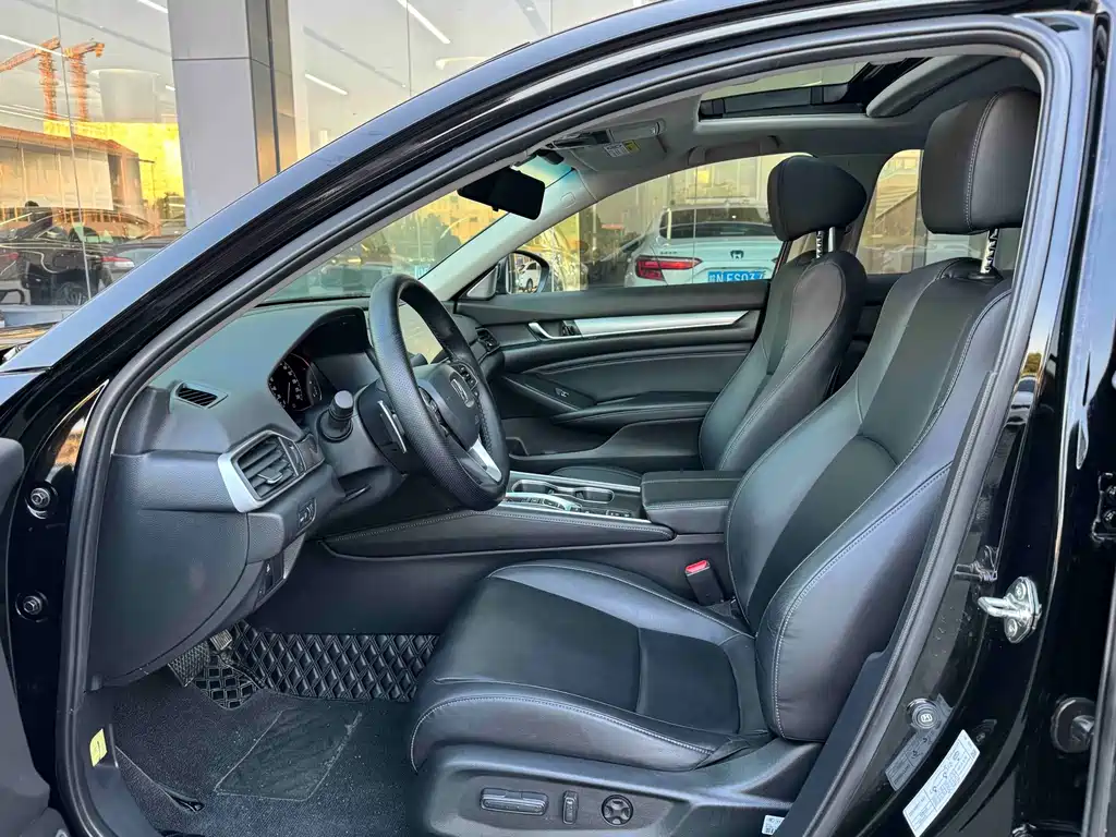 Honda Accord — миниатюра 4