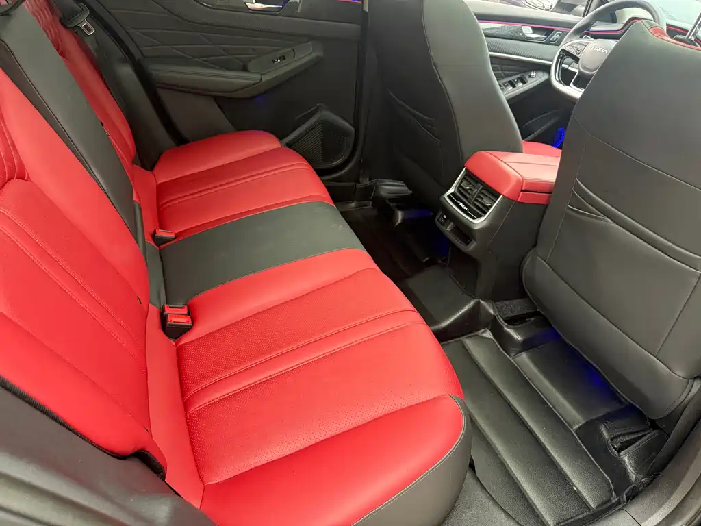 Dongfeng Aeolus Yixuan Max MAX 2021 1.5T