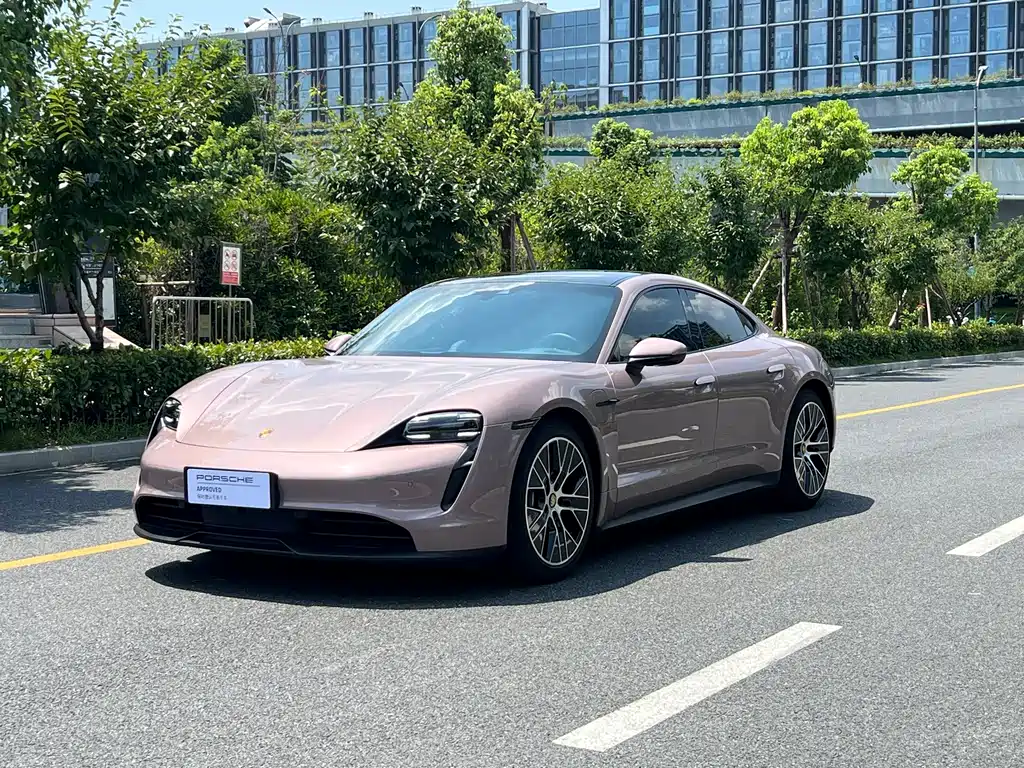 Porsche Taycan