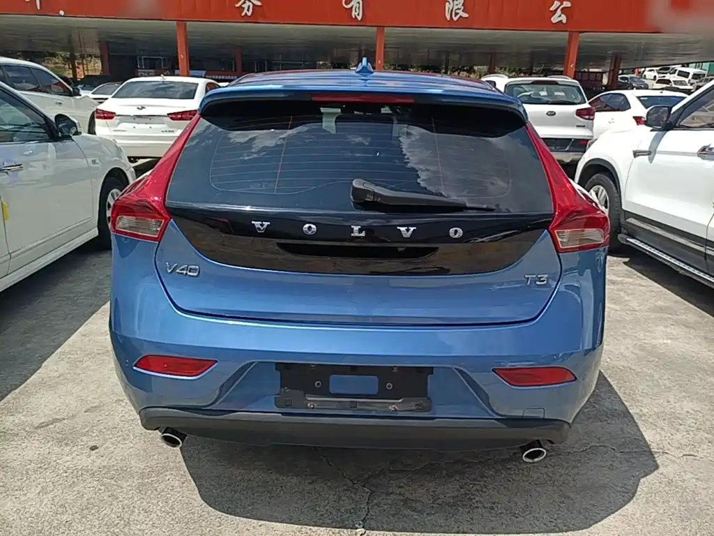 Volvo V40 — миниатюра 6