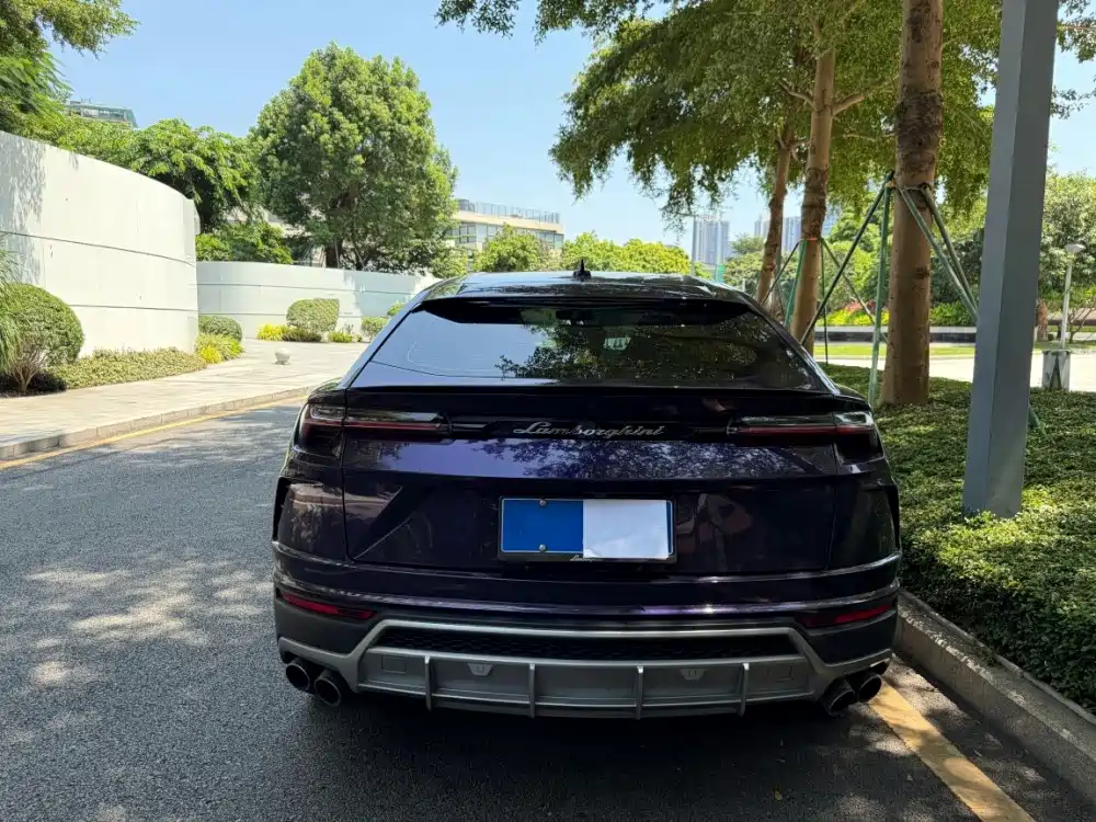 Lamborghini Urus — миниатюра 11