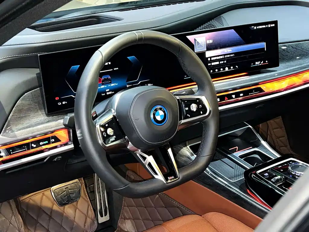 BMW i7 — миниатюра 8