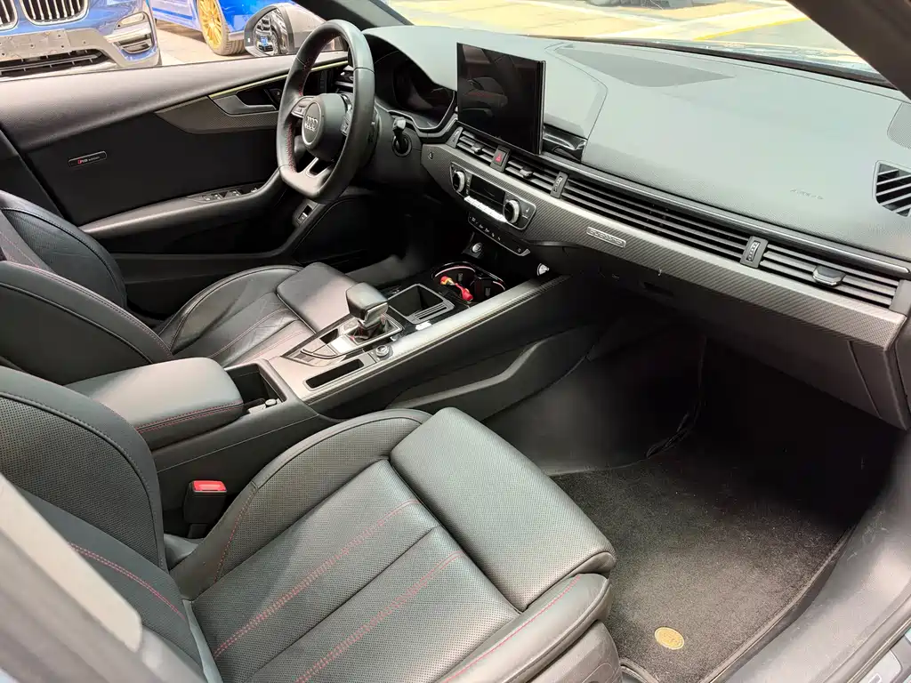 Audi A4L — миниатюра 11