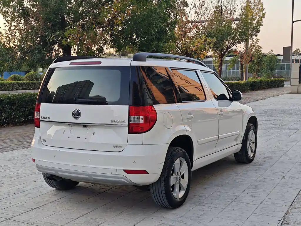 Skoda Yeti — миниатюра 7