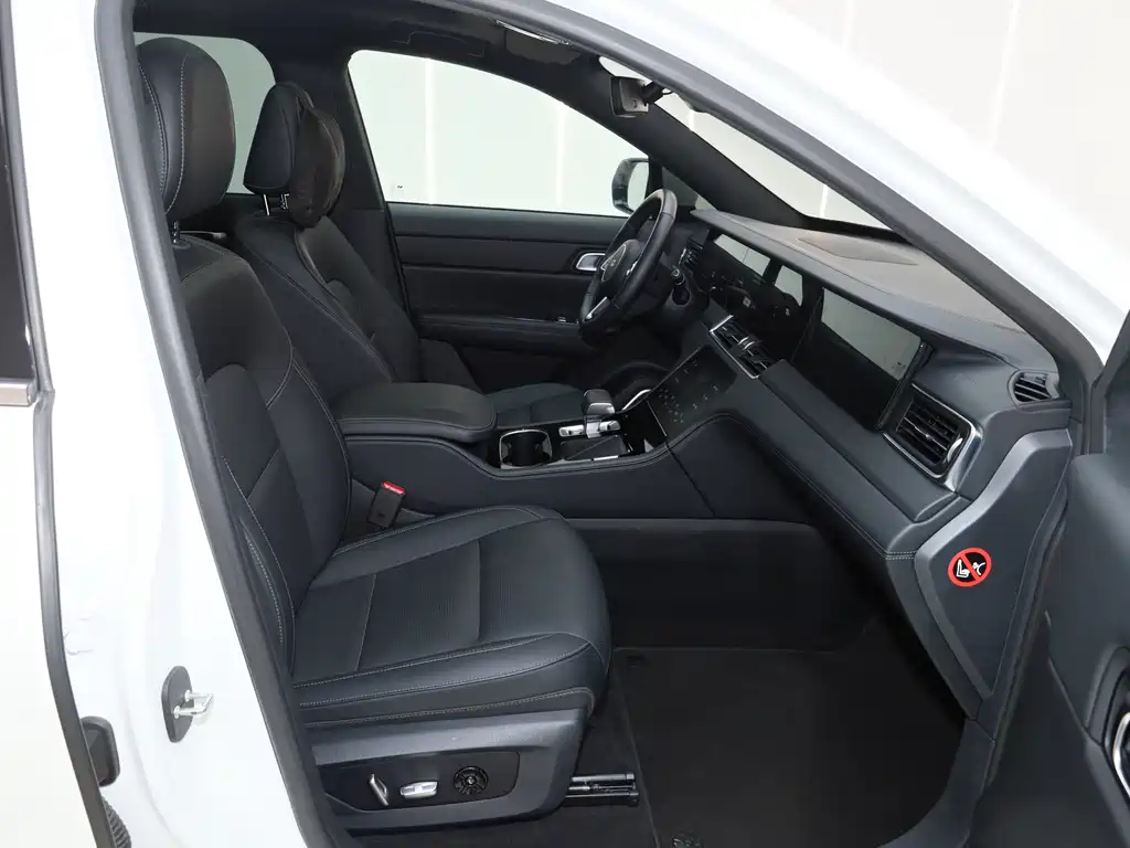 Li Auto Li ONE — миниатюра 14
