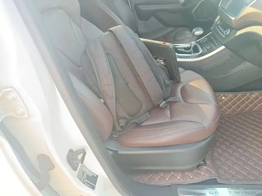 Landwind Landwind X7 — миниатюра 25