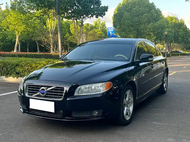 Volvo S80L