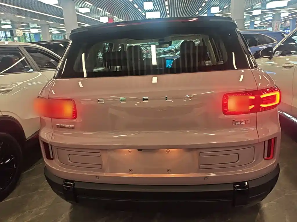 Geely Icon — миниатюра 6