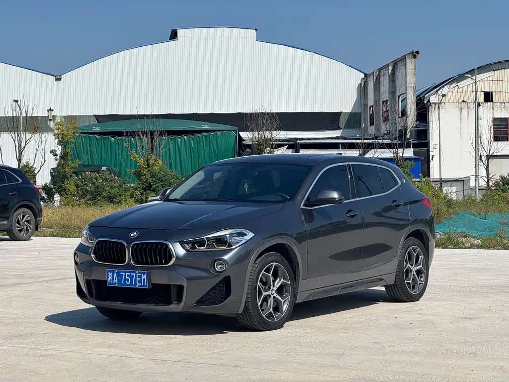 BMW X2 (Import)