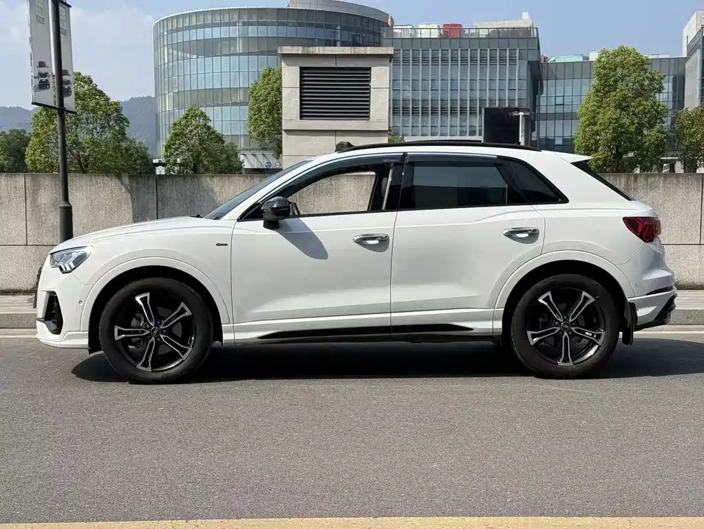 Audi Q3 — миниатюра 3