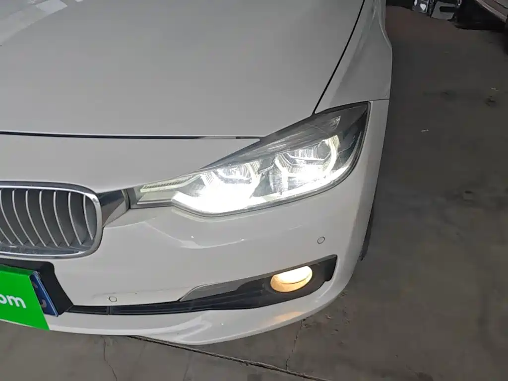 BMW 3 Series — миниатюра 24