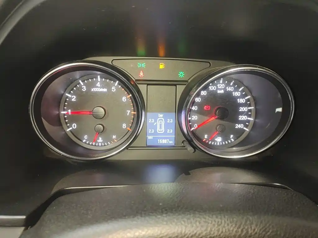 Haval M6 — миниатюра 12