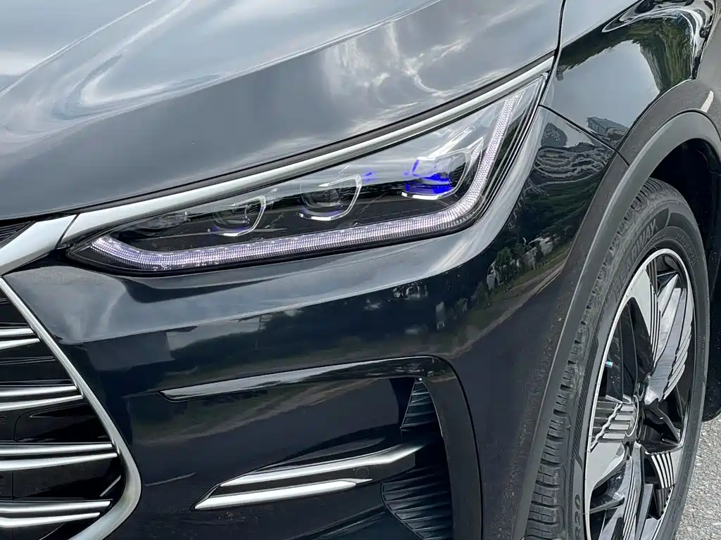 BYD Tang New Energy — миниатюра 4
