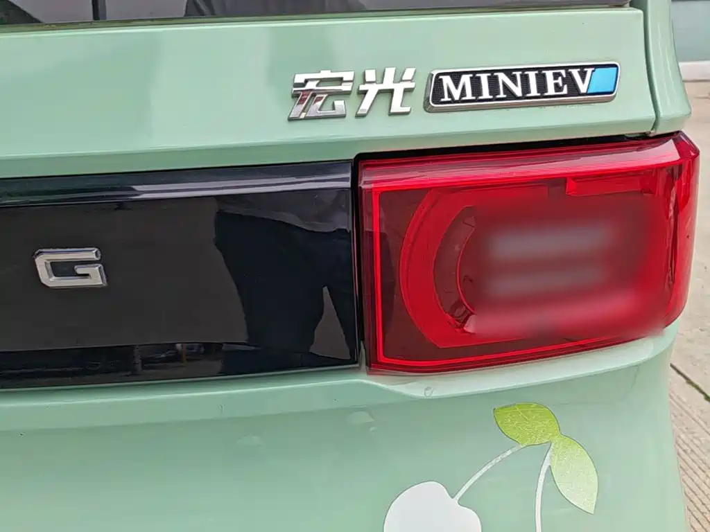 Wuling MINIEV — миниатюра 24