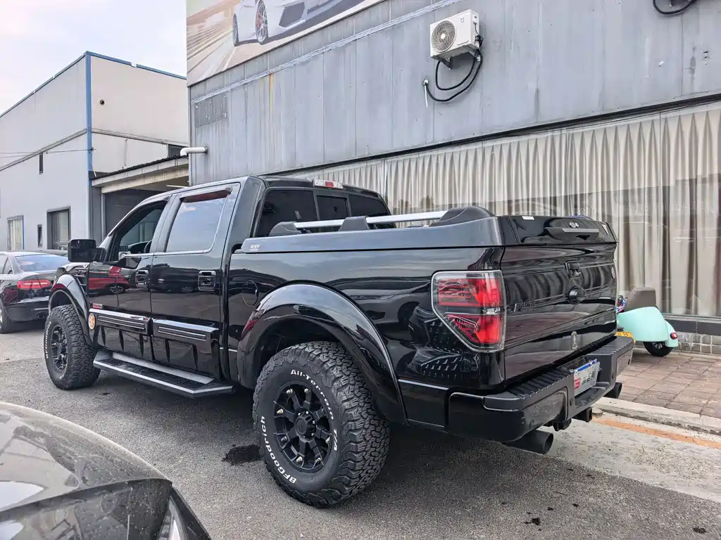 Ford F-150 Raptor — миниатюра 19