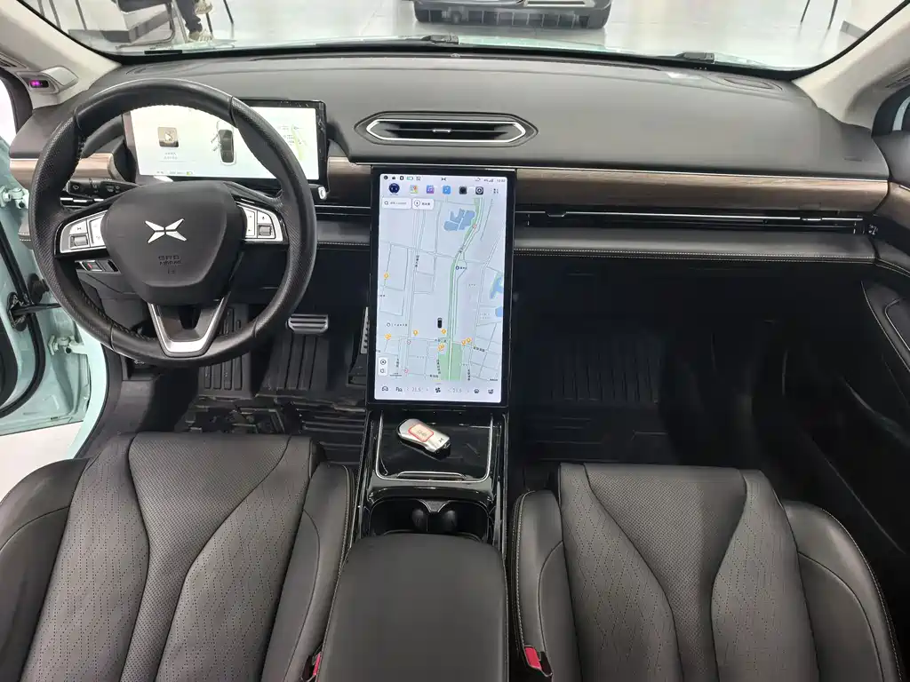 XPeng P5 — миниатюра 7