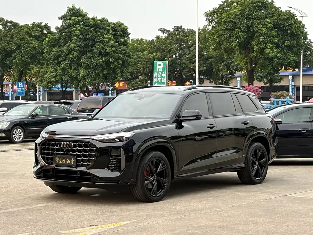 Audi Q6