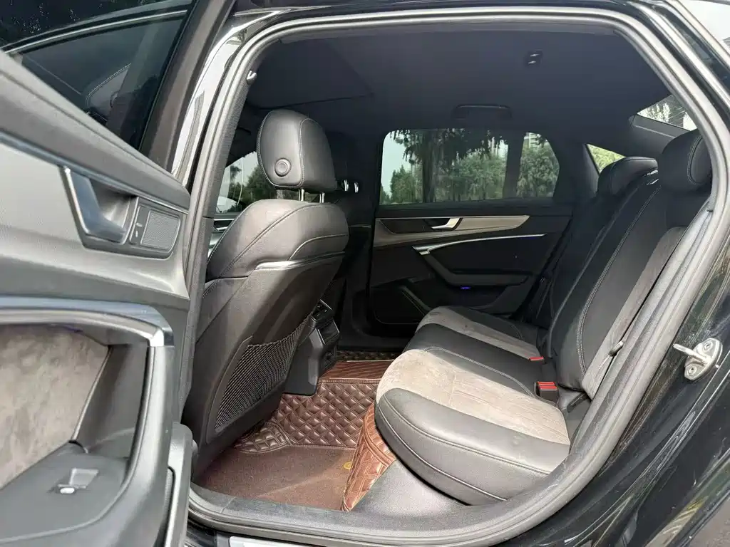 Audi A6L — миниатюра 6