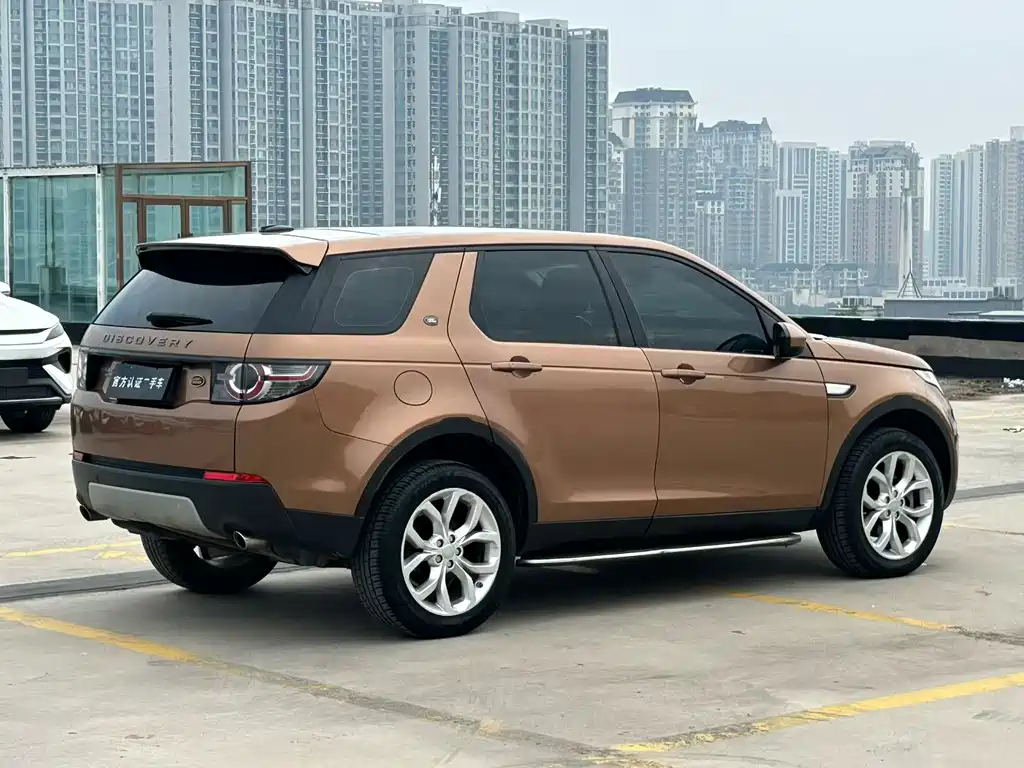 Land Rover Discovery Sport — миниатюра 7
