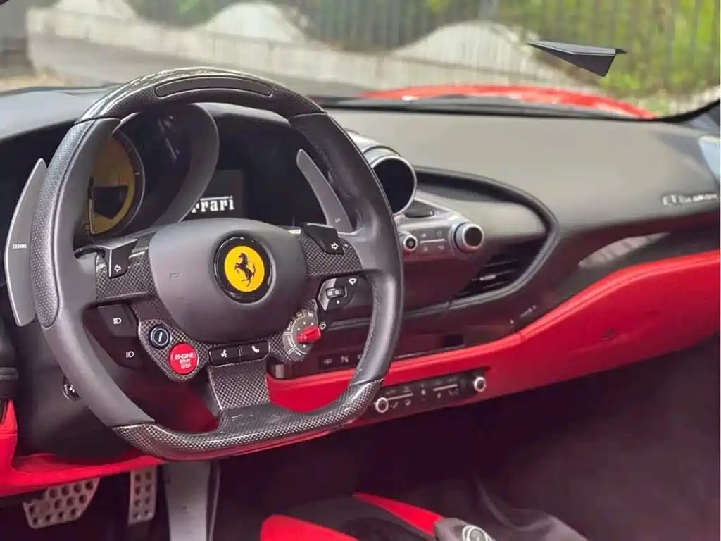 Ferrari F8 2019 Tributo 3.9T V8
