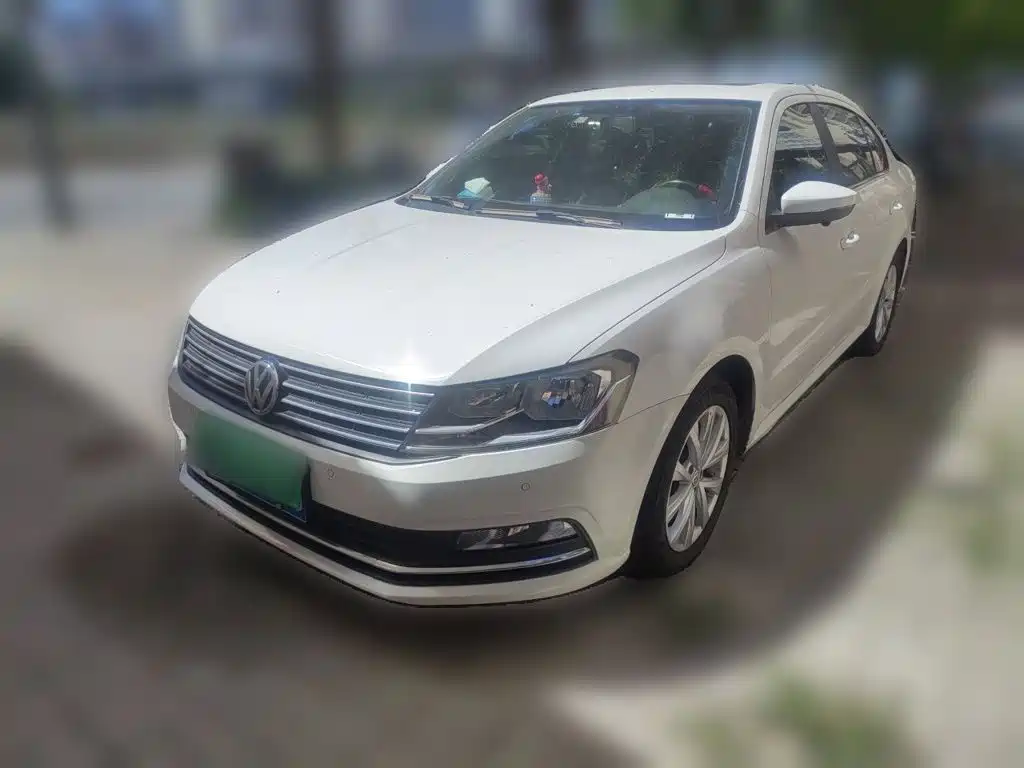 Volkswagen Lavida — миниатюра 2