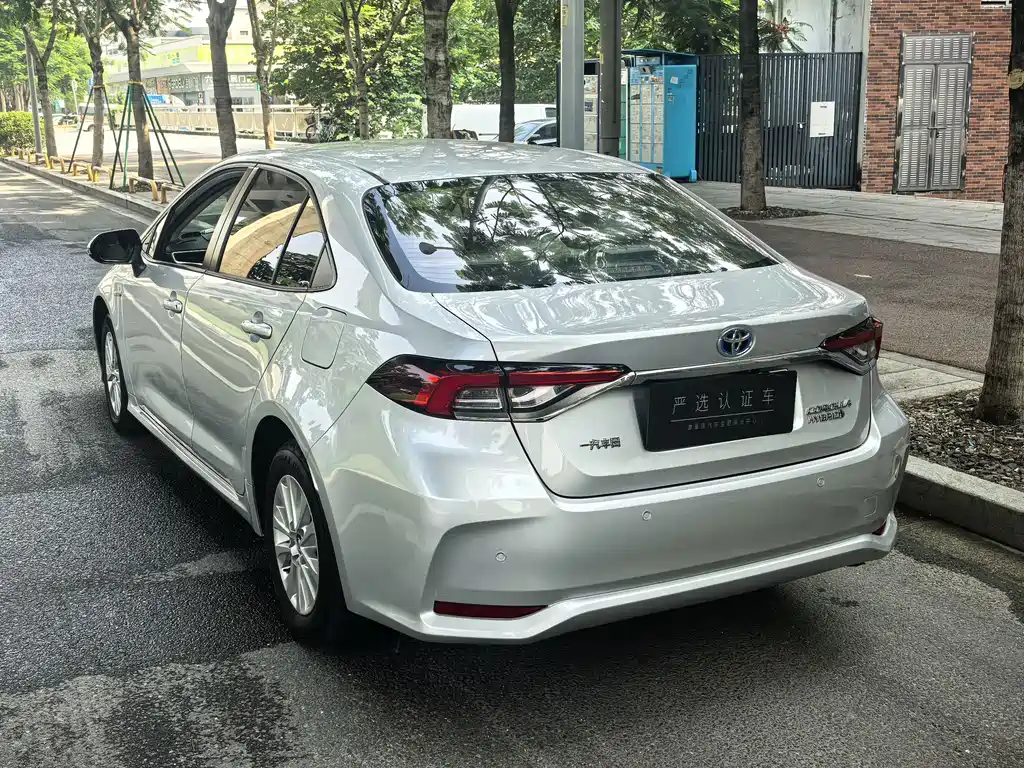 Toyota Corolla — миниатюра 6