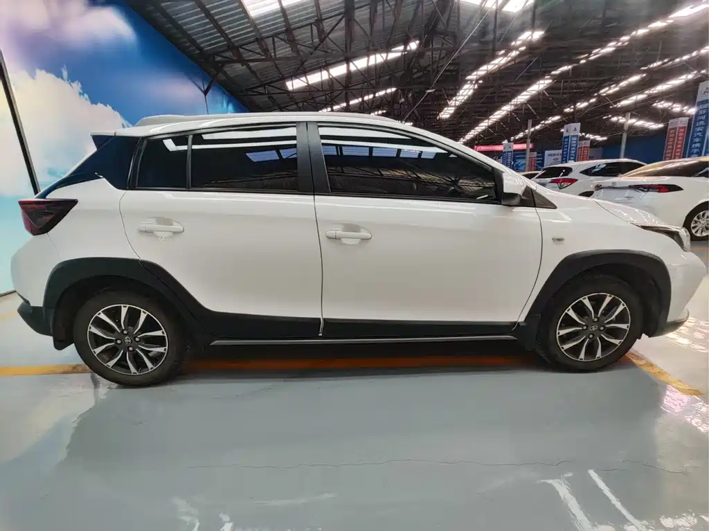 TOYOTA YARIS L ZHIXUAN