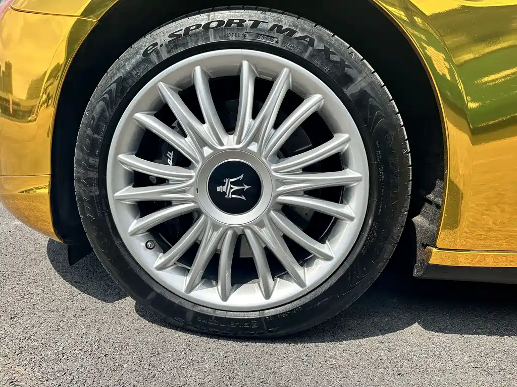 Maserati Quattroporte — миниатюра 17